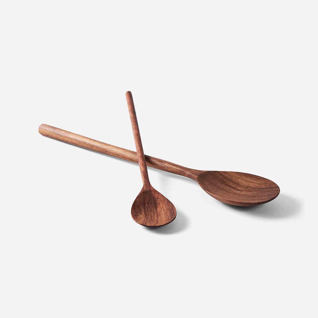 E-commerce picture of wooden spoons shot on white by Stefan Venter photography in studio in Cape Town, South Africa.